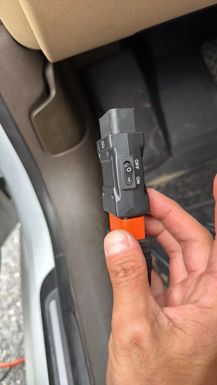 Obd adapter connected in vehicle — Kwikey Locksmith work in Delaware